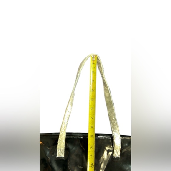 Jimmy Choo black patent
leather tote bag silver straps. - Picture 14 of 14